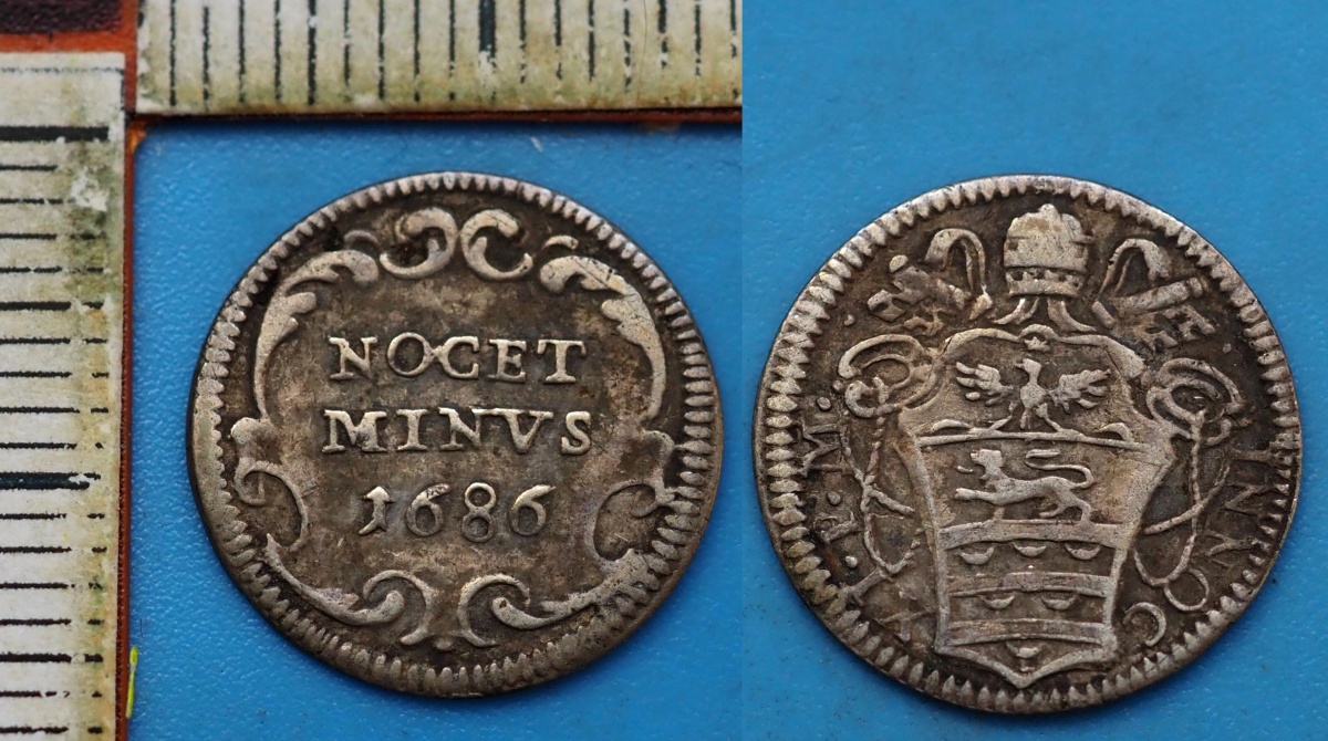 1686 - 1/2 grosso, stříbro - Innocent XI., Vatikán