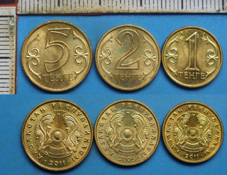 2005, 11 - 1 a 2 a 5 tenge - 3x Kazachstán