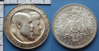 1911 F - 3 mark, stříbro - Vilém II. a Charlotte, stříbrná svatba, Wuerttemberg, krásná