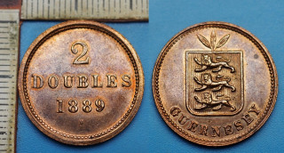 1889 H - 2 doubles - Guernesey