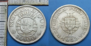 1952 - 10 escudos, stříbro - Portugalský Mosambik