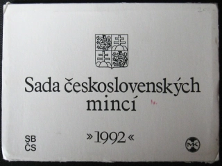 1992 - sada oběžných mincí ČSFR, 10 Kčs Rašín, lehce poškozený papírový obal na dolní straně