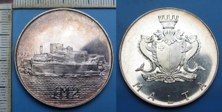 1972 - 2 pounds, stříbro - Malta, Fort San Angelo, krásná